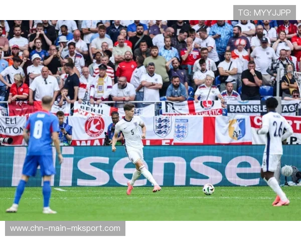 帕纳约图外租离开新英格兰革命，正式加盟劳登联队